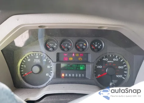 2010 Ford F-250 Xl/Xlt z USA, uszkodzony, nr VIN 1FTNF2B5XAEA77794